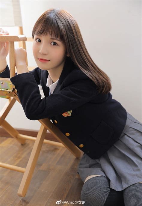 杨玏邓家佳《上有老下有小》热播获赞 “新中式”夫妻必看家庭指南	